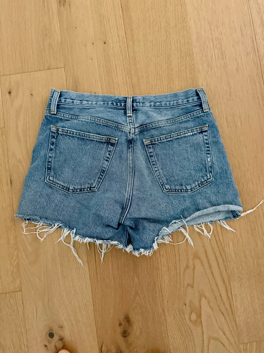 AGOLDE Parker Long High-Rise Frayed Hem Denim Shorts - Blue